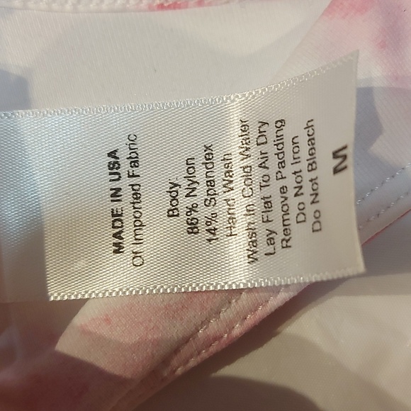 Bombshell Sports Bra - Picture 6 of 6